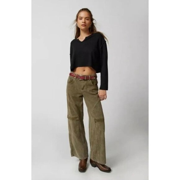 NWT Urban Outfitters Womens Parker Notched Long Sleeve Black Top Cropped Shirt M - Picture 3 of 12